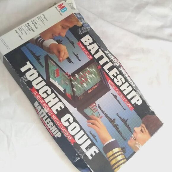 Battleship The Classic Naval Combat Game 1991 Vintage Antique by Milton Bradley - Picture 9 of 11